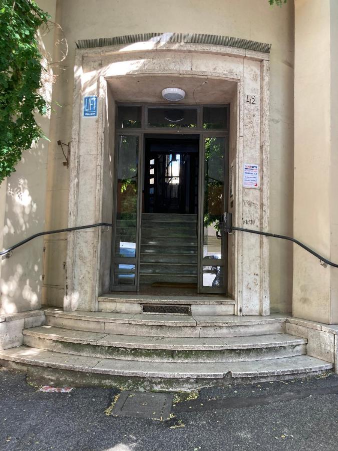 Appartement La Casa Dell'Appio à Rome Extérieur photo